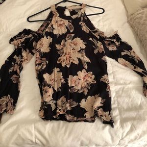 Open Shoulder Floral Top